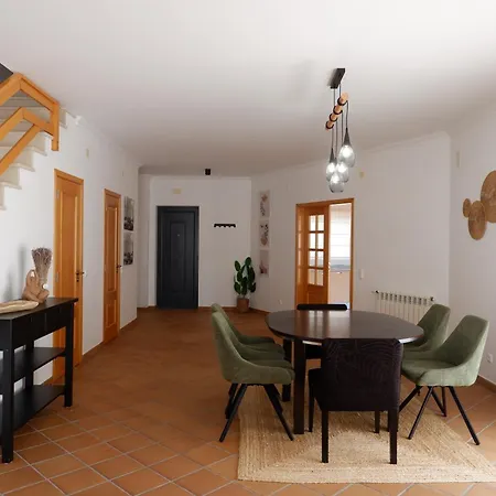 Stunning Townhouse Sea View Vakantiehuis *