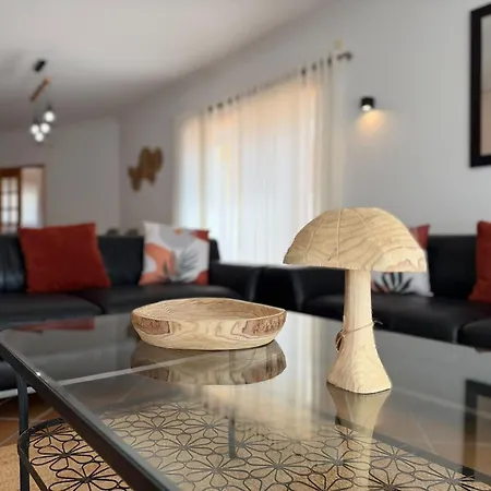Stunning Townhouse Sea View Vakantiehuis Amoreira (Leiria)